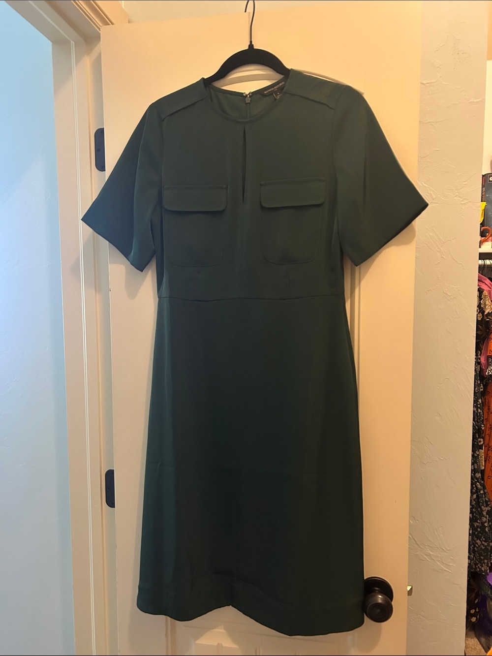 Banana Republic Classic Short-Sleeve Shift Dress in Dark Green
